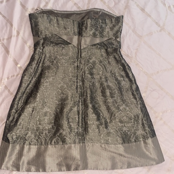 BCBG strapless dress with pockets - Picture 4 of 4